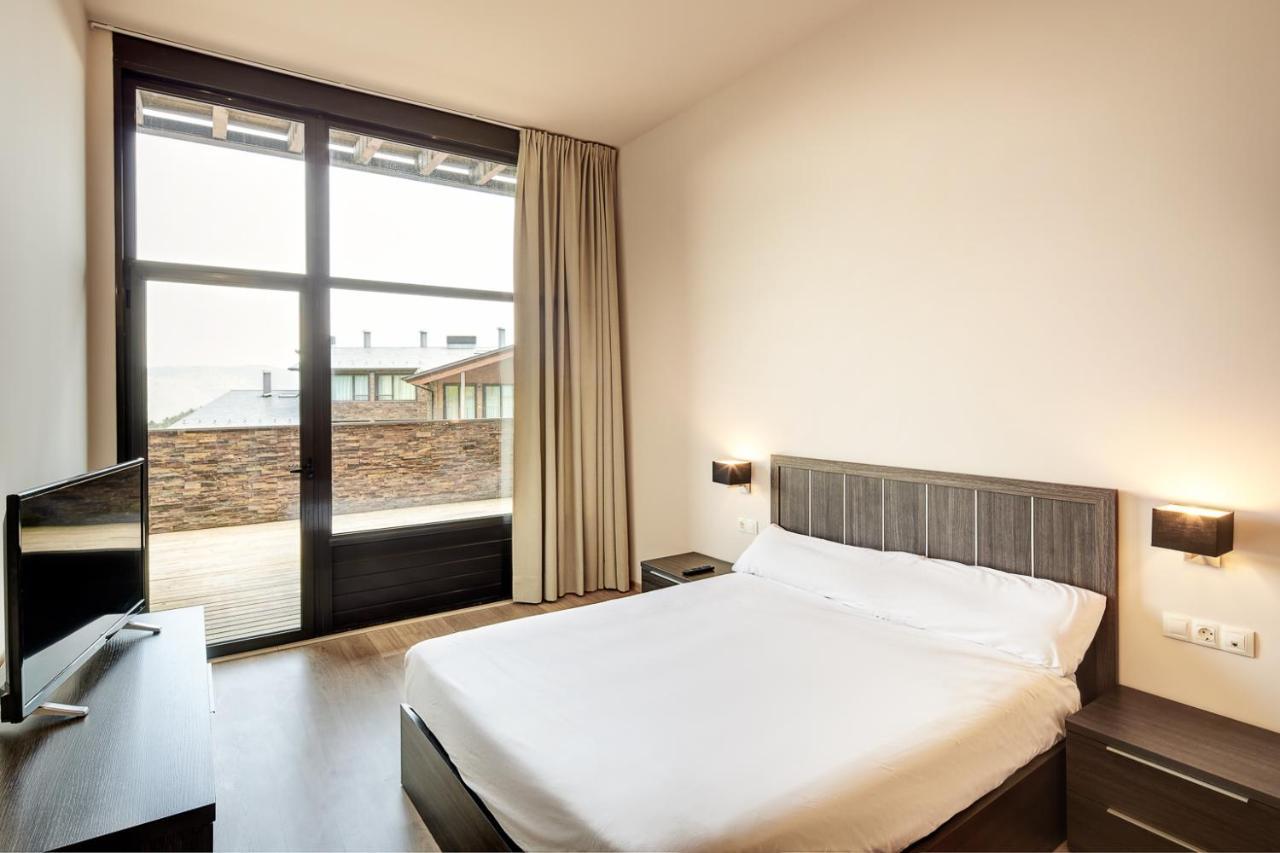Apartamentos Masella 1600 Алп Екстериор снимка